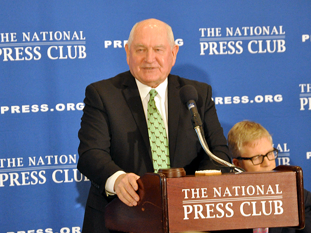 U.S. Agriculture Secretary Sonny Perdue talks before members of the National Press Club on Tuesday about the Renewable Fuel Standard, the farm bill and trade. (DTN photo by Chris Clayton)